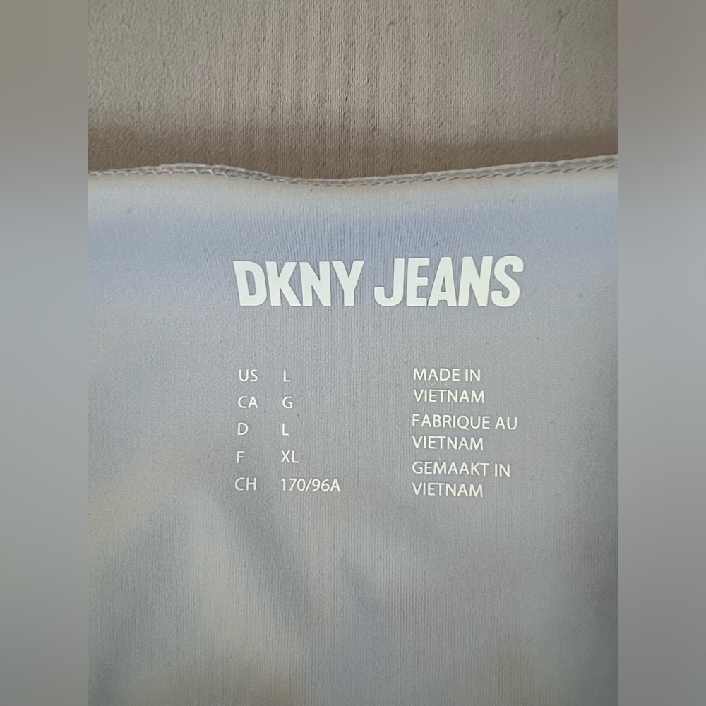 DKNY Jeans Frost Blu Sleeveless Squared Neck Nylon Thong back Bodysuit-NWT Large - Picture 7 of 10